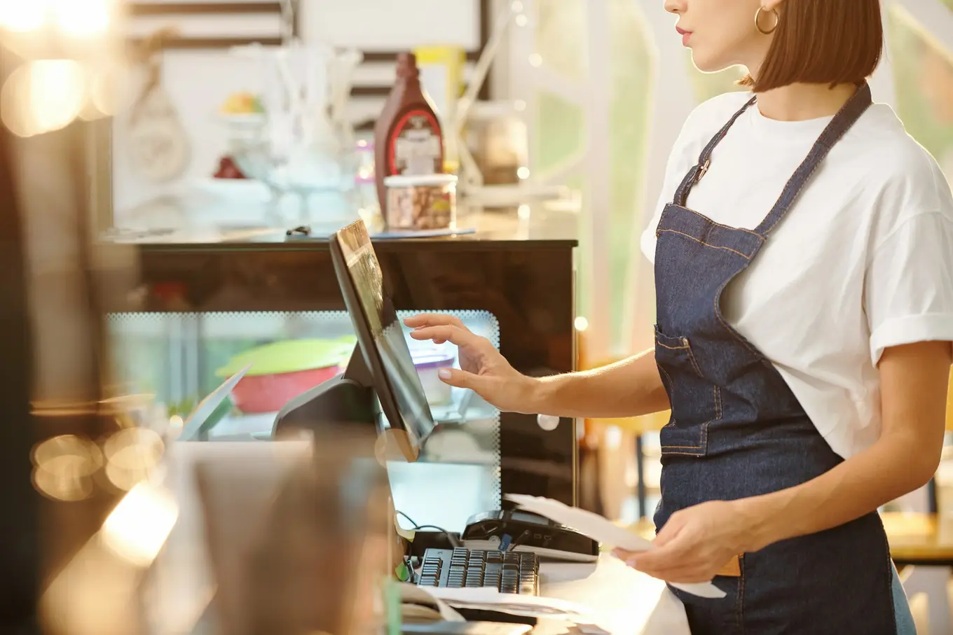 Nowoczesne technologie w gastronomii – kasy fiskalne i gastro POS